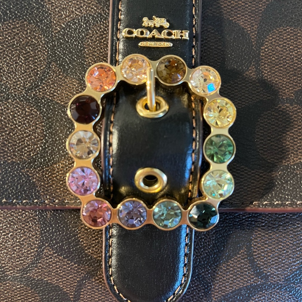 Coach Crossbody Bag with Gold Chain and Colorful Buckle - Picture 2 of 4